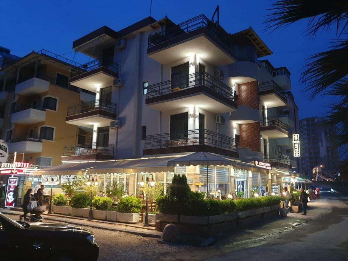 Hotel Dollari Kryemedhej ภายนอก รูปภาพ